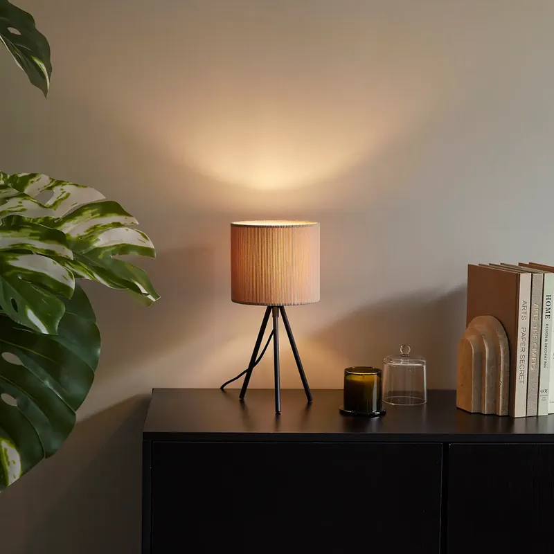 Árcsökkenés Modern háromlábú asztali lámpa taupe színben, bársonyernyővel - Luz