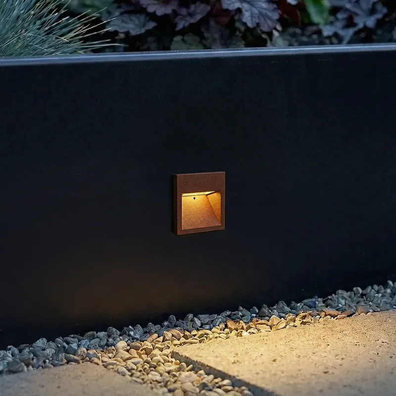 Szuper ajánlat Modern rozsdabarna négyszögletes fali lámpa LED-del IP54 - Gem