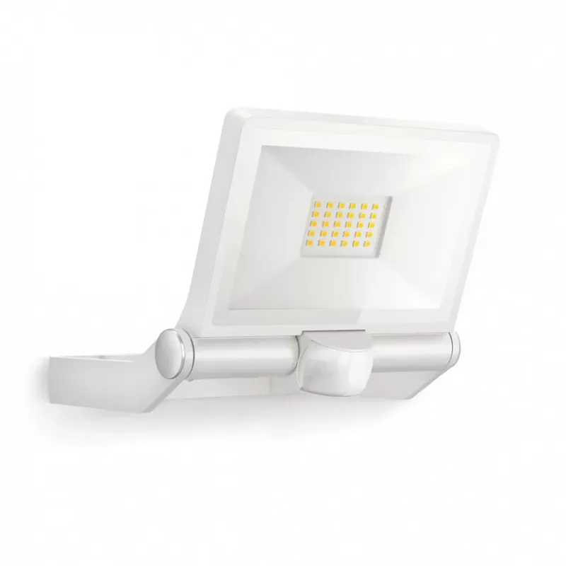 XLED ONE szenzorreflektor Steinel 065256-1 Vedd meg online