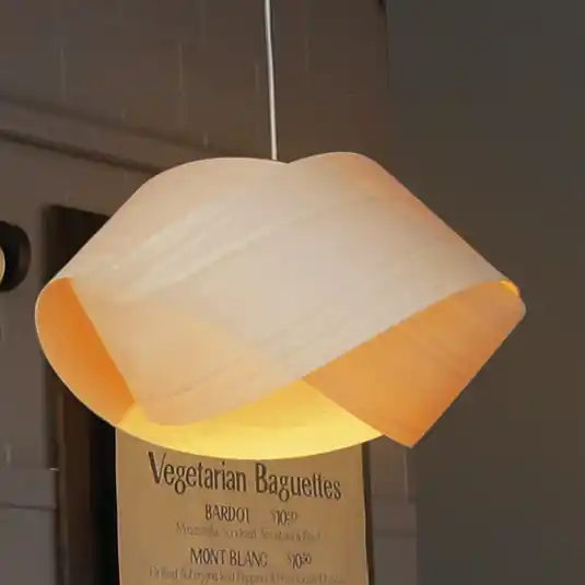 LZF Nut függő lámpa, bükk-/nikkel színű, hossza 42 cm, fa Akciós ár