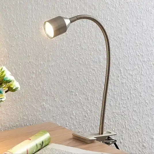 Végkiárusítás Lindby Djamila LED-es bilincslámpa, nikkel szatírozott