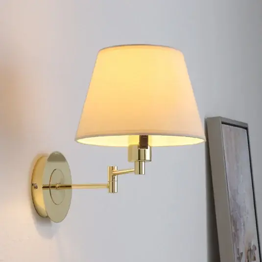 Lindby Pola fali világítás, 30 cm, sárgaréz, kihúzható, textil Biztonságos fizetés
