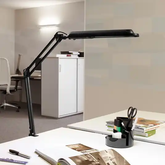 LED asztali világítás MAULatlantic, fekete, magasság 38 cm, bilincses talppal Szuper ajánlat
