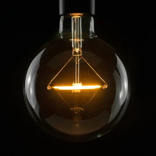 Legkelendőbb SEGULA LED üveglámpa E27 3W 2,200K fényerősségű, fényerőszabályozható,