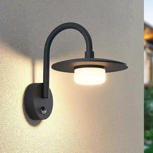 Lucande kültéri fali lámpa Zamalino, 31 cm, antracit, szenzoros Újdonság