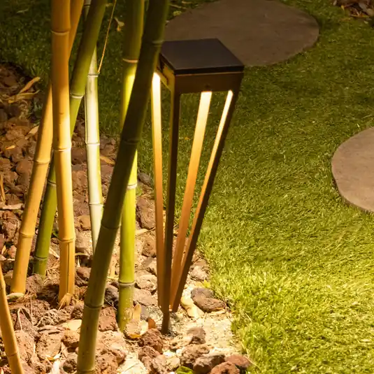 Biztonságos fizetés LED napelemes zseblámpa Tinka, 52 cm magas, corten