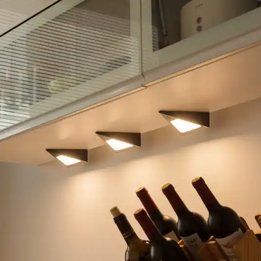 Prios Odia LED-es szekrény alatti lámpa, fekete, 3 db Kedvezményes ár