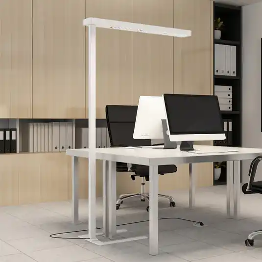 Arcchio LED irodai állólámpa Susi, fehér, szenzoros, érintéses dimmerrel Kiárusítás