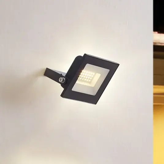 Akciós ár Prios Maikel LED-es kültéri reflektor, 20W, 1500lm, fém