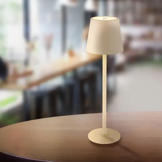 LED akkumulátoros asztali lámpa Vannie, homokszínű, magasság 36 cm, IP44 Vedd meg online