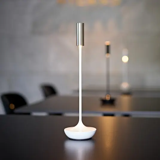 Akció Nucandle LED-es újratölthető asztali lámpa, fehér/ezüst, IP54,