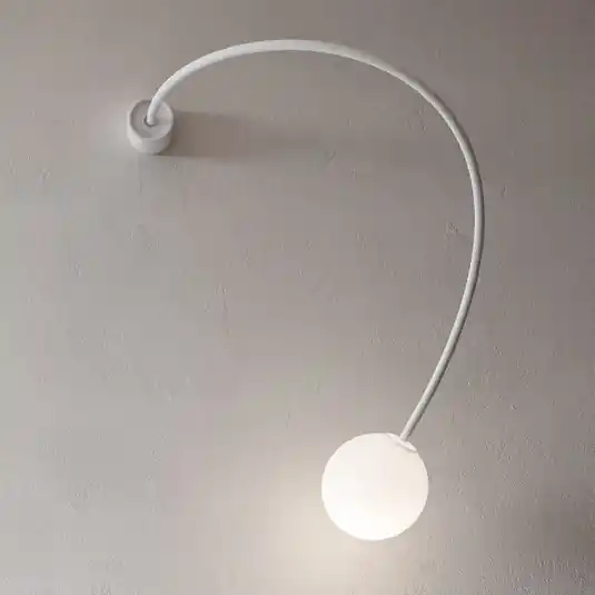 Azonnali szállítás Karman fali lámpa Moony, fehér, Ø 15 cm, vetület 100 cm üveg